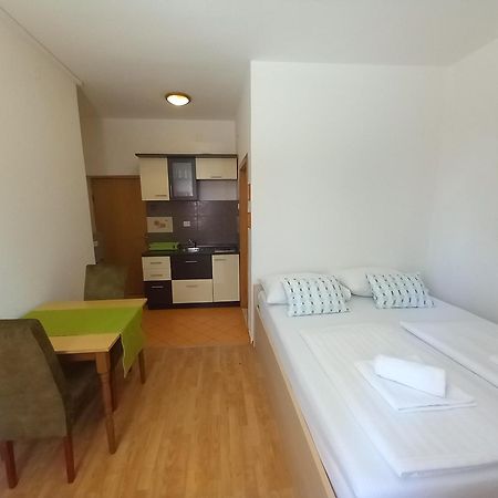 Josipa Apartment บีโอกราดนาโมรู ภายนอก รูปภาพ