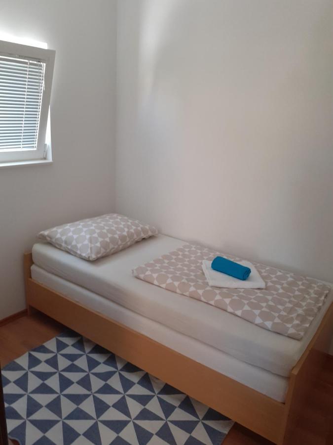 Josipa Apartment บีโอกราดนาโมรู ภายนอก รูปภาพ